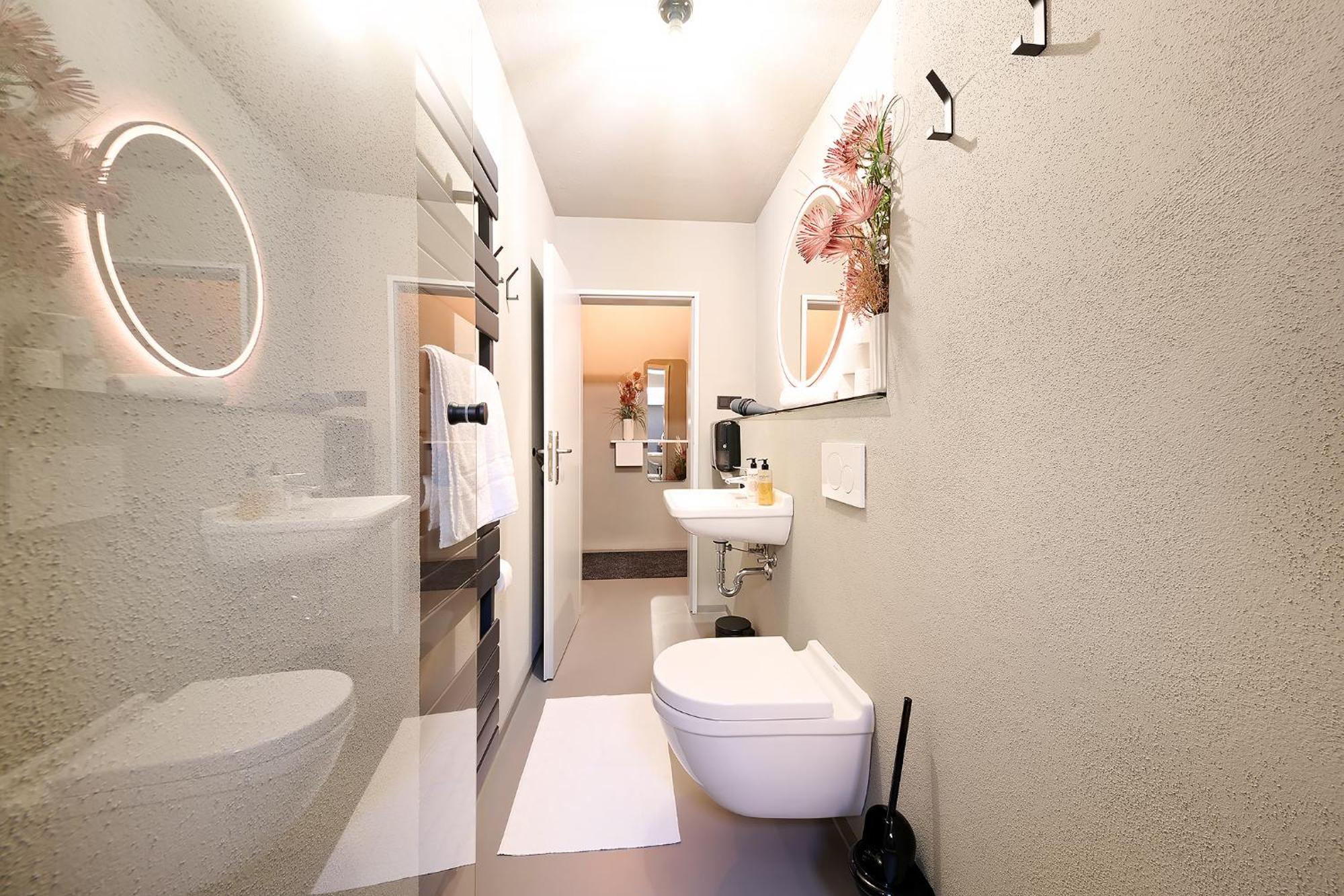 Apartament Xzllenz Kueche Bad S-Bahn Parken Smart-Tv Wellbeing Neunkirchen am Sand Pokój zdjęcie